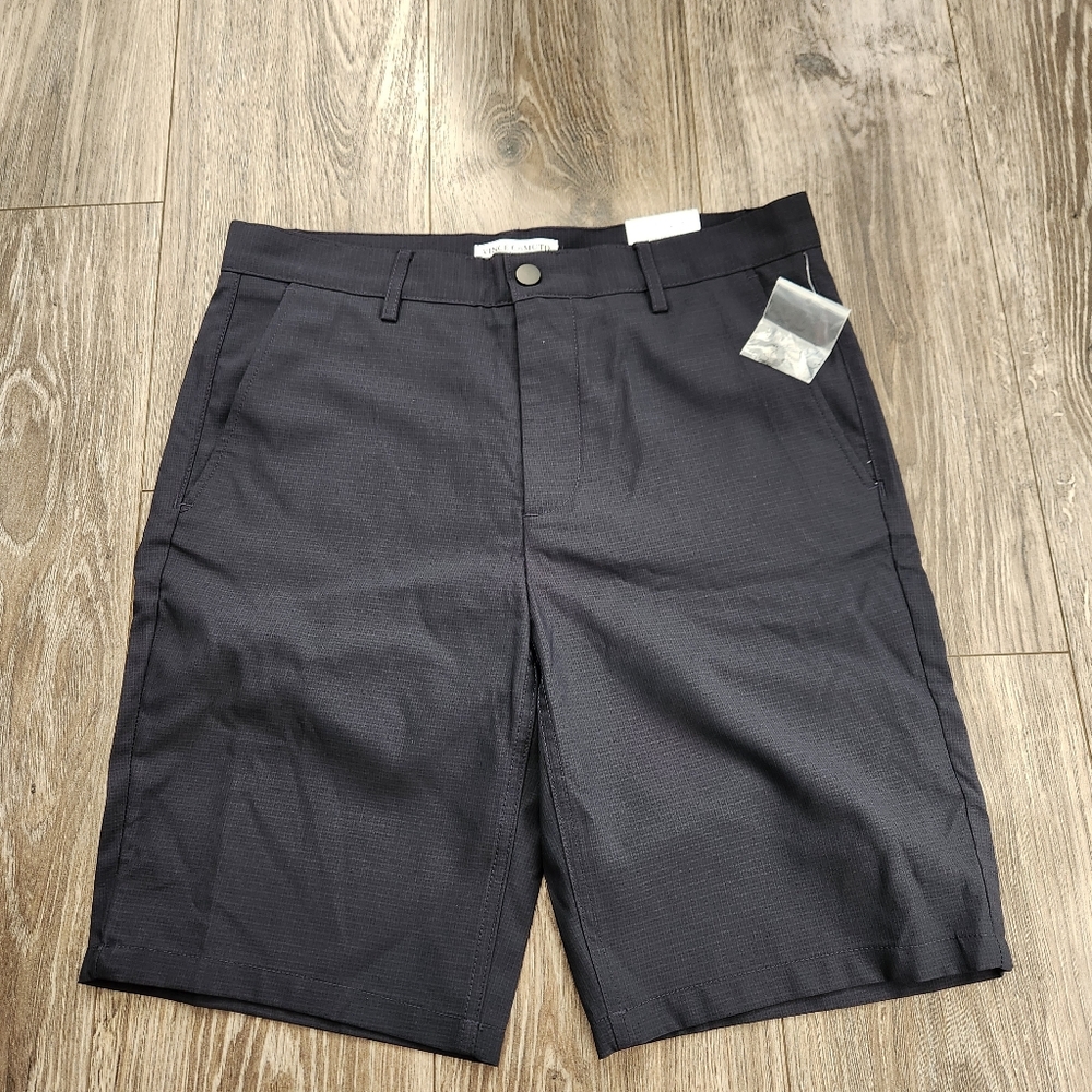 NWT Vince Camuto Easy Wear Stretch Easy Care 9" Shorts Golf Dressy 30W
